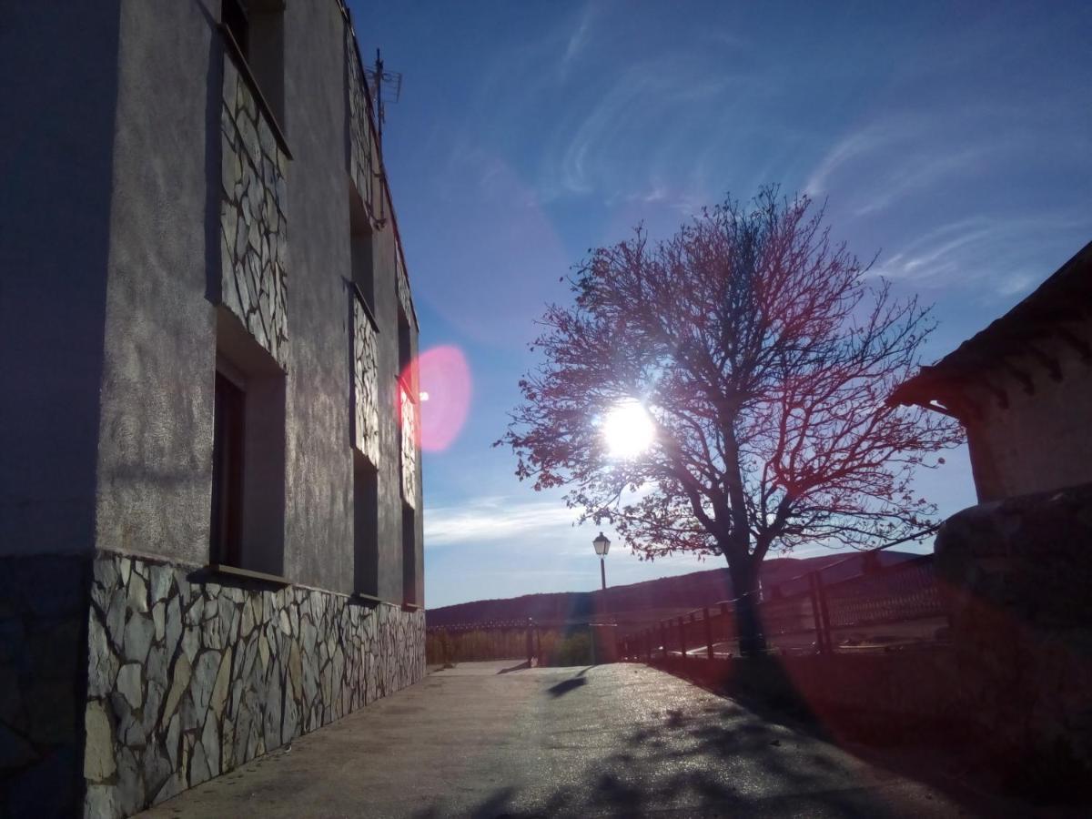 Albergue Turistico Tierras Altas Fuentes de Magana Eksteriør bilde