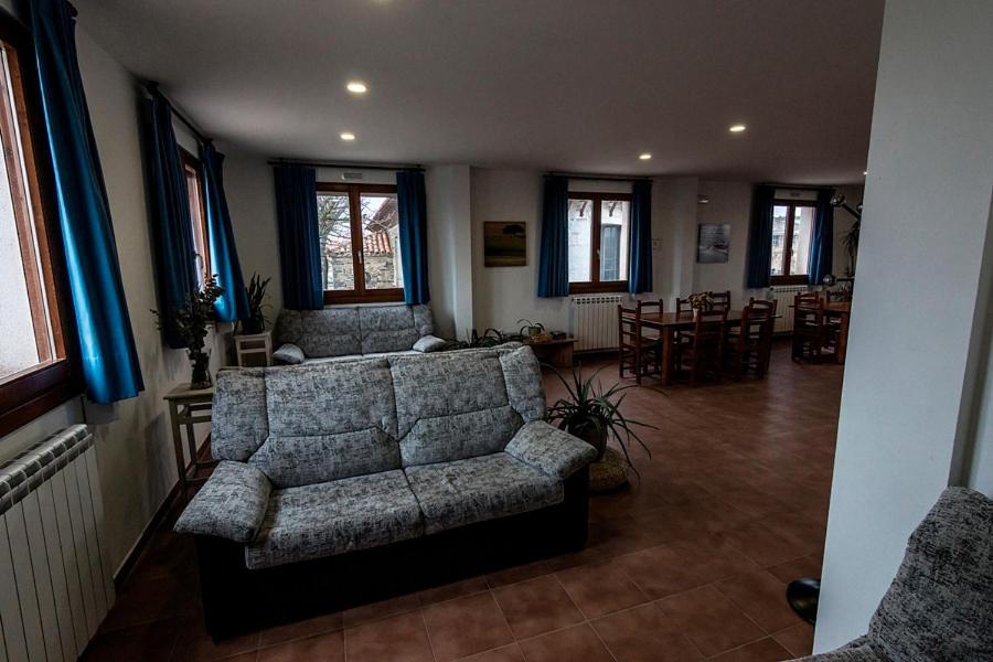 Albergue Turistico Tierras Altas Fuentes de Magana Eksteriør bilde